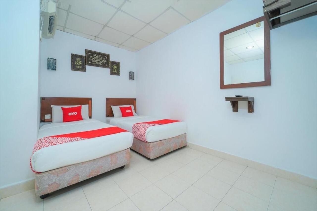 Oyo 89850 Mutiara Motel Kuah Ngoại thất bức ảnh